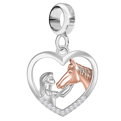 Charms Koń
